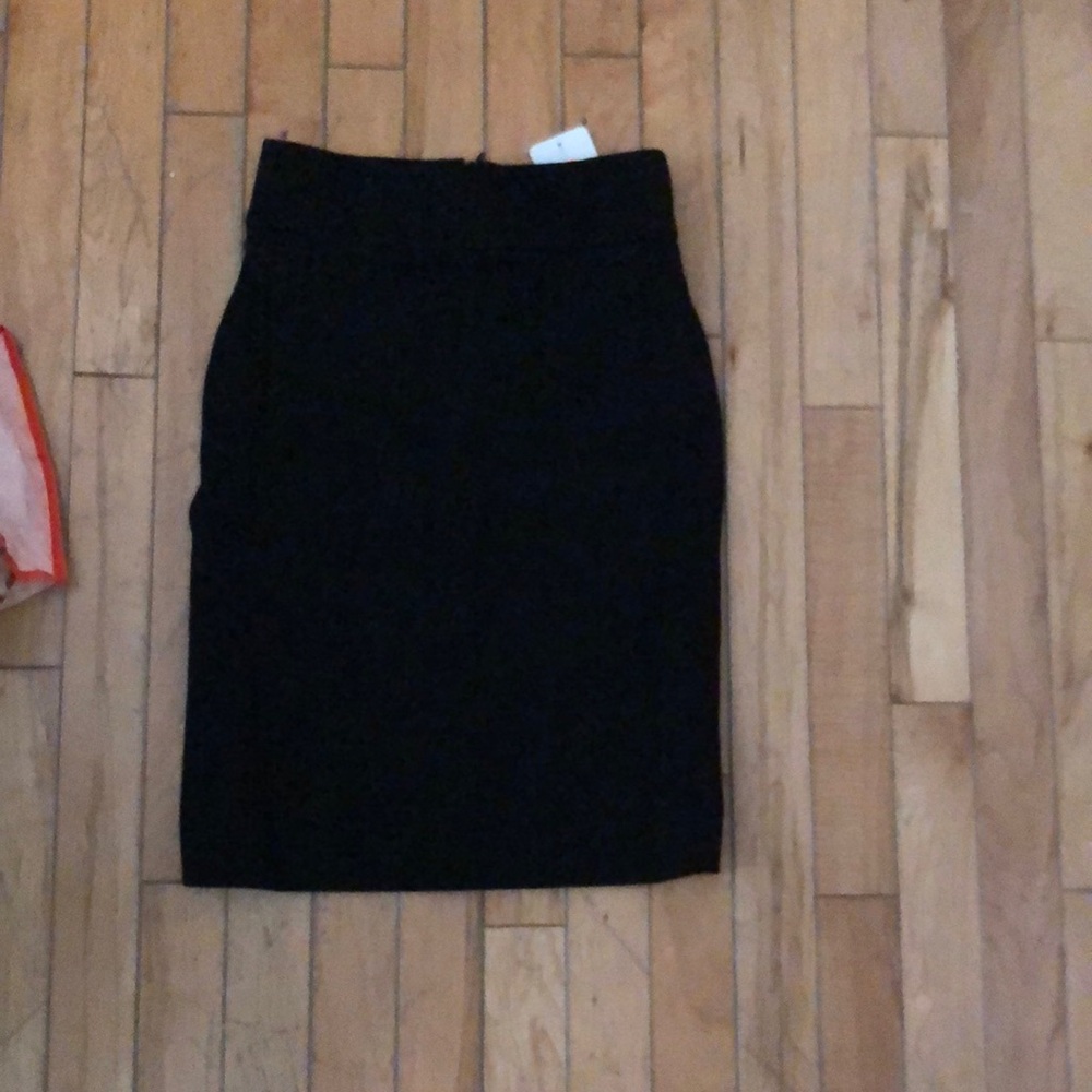 BCBG maxazria pencil skirt knee length